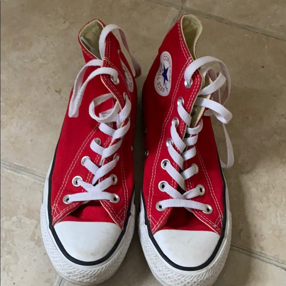 Red converse